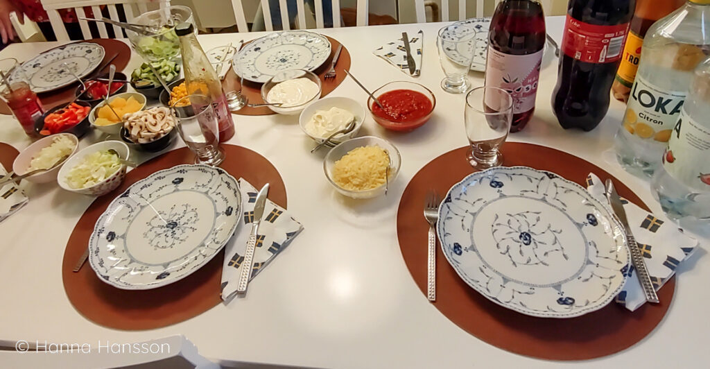 Tacos framdukat till sex personer