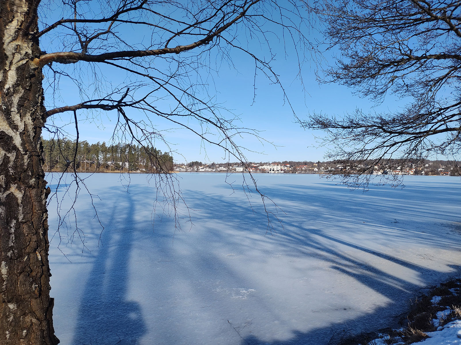 Vinterlandskap över Mullsjön